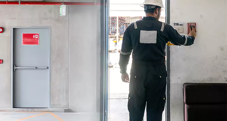 Emergency Fire Exit Door Repair in Burlingame, CA