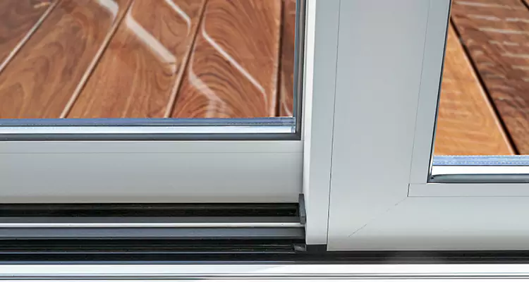Patio Door Jammed Shut in Burlingame, CA