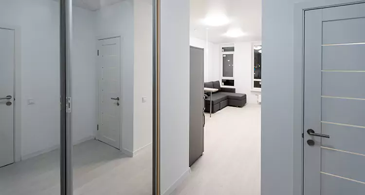 Modern Mirrored Closet Doors Repair in Burlingame, CA
