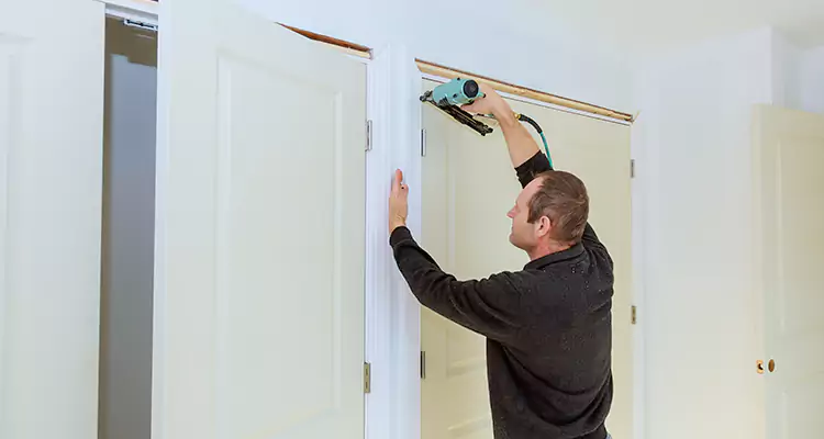 Top Rated Door Fixing ServiceFixing Garage Door Track in Burlingame, CA