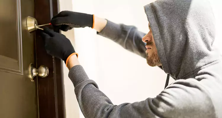 Emergency Motel Lock Repairs—Available 24/7 in Burlingame, CA