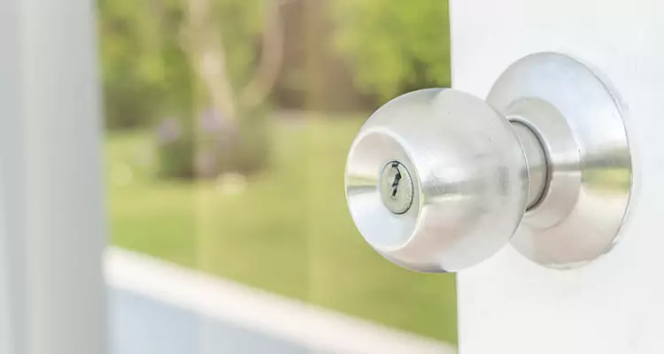 Patio Door Mechanism Jammed in Burlingame, CA