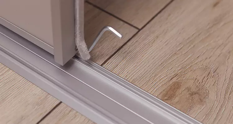 Squeaky Sliding Door Repair in Burlingame, CA